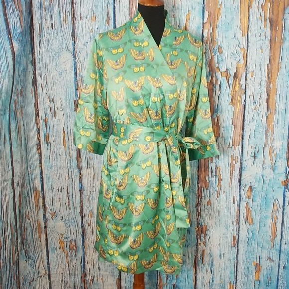 Cabernet Other - Cabernet sleepwear Butterfly Robe and Nightgown 2 piece Set